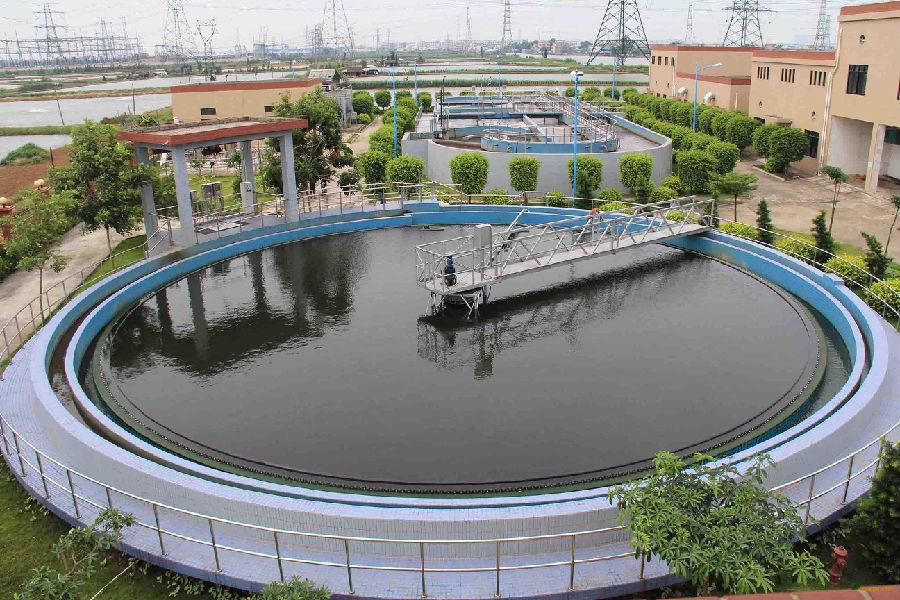 中心传动刮泥机